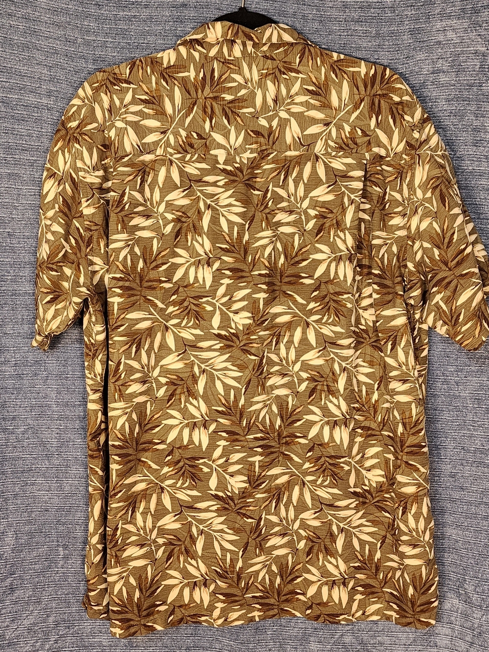 Tasso Elba Olive Short-Sleeve Leaf Print Button-Down Shirt - Picture 2 of 8